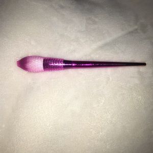 F.A.R.A.H large powder brush
